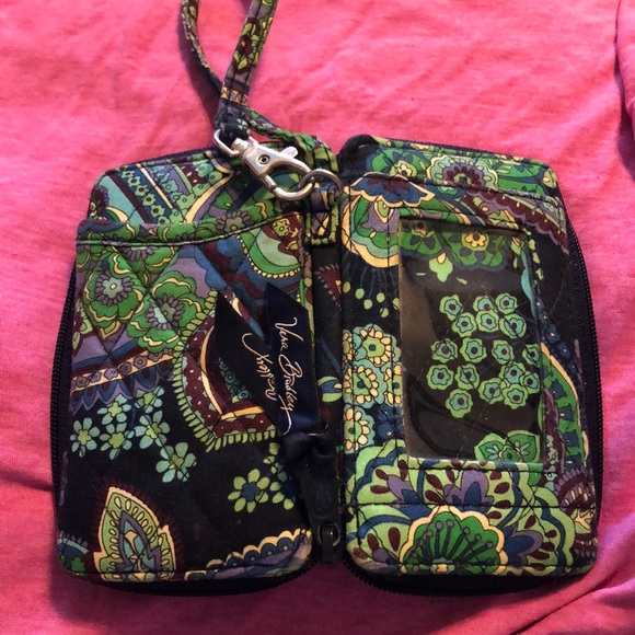 Vera Wristlet - Picture 3 of 3